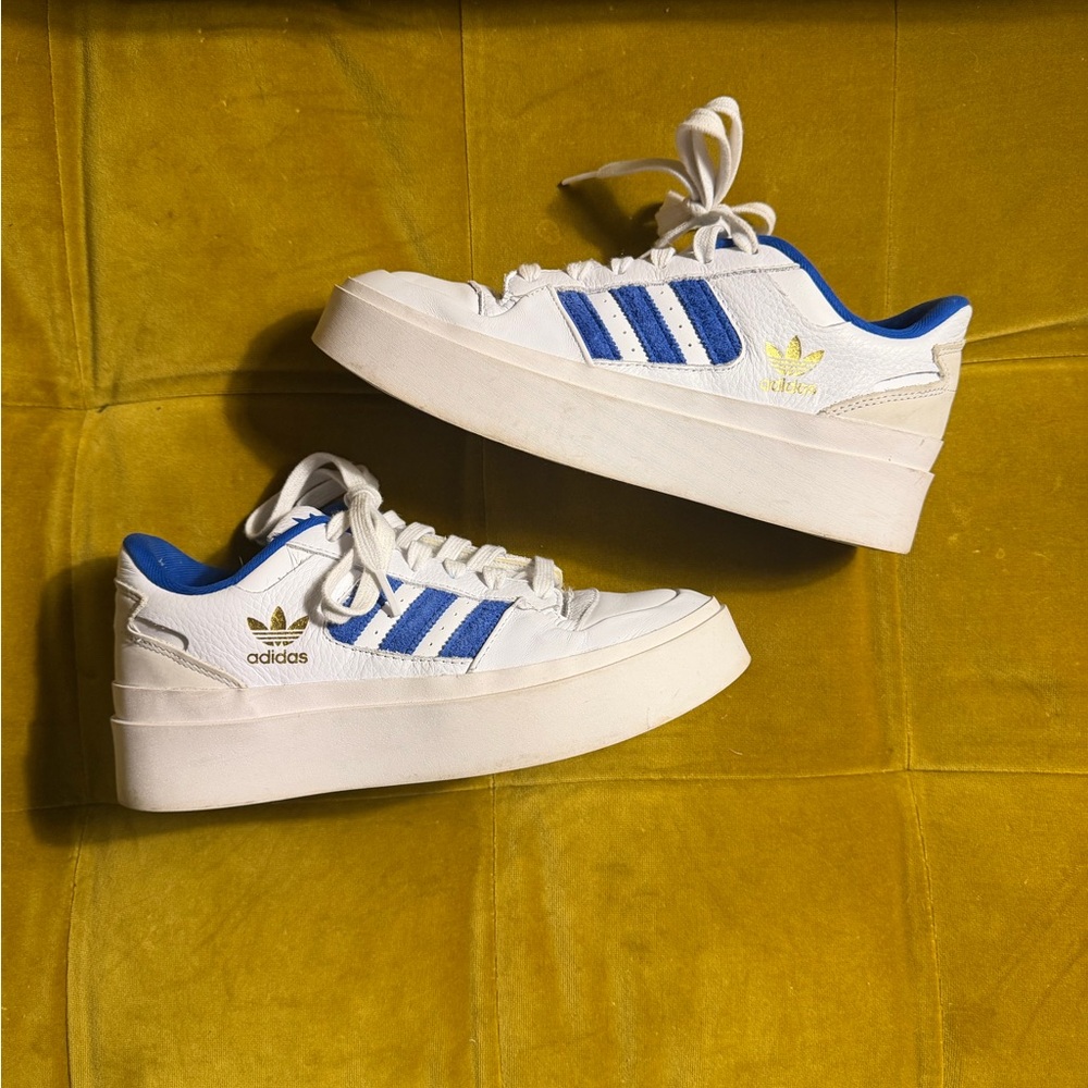 Adidas Women's White and Blue Platform Sneakers